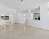 Wiederverkauf - Villa - Marbella - El Rosario