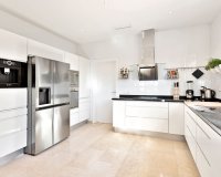 Wiederverkauf - Villa - Marbella - El Rosario
