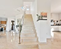 Wiederverkauf - Villa - Marbella - El Rosario