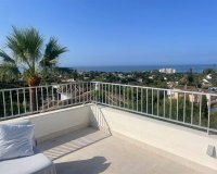 Wiederverkauf - Villa - Marbella - El Rosario