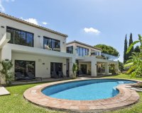 Wiederverkauf - Villa - Marbella - El Rosario