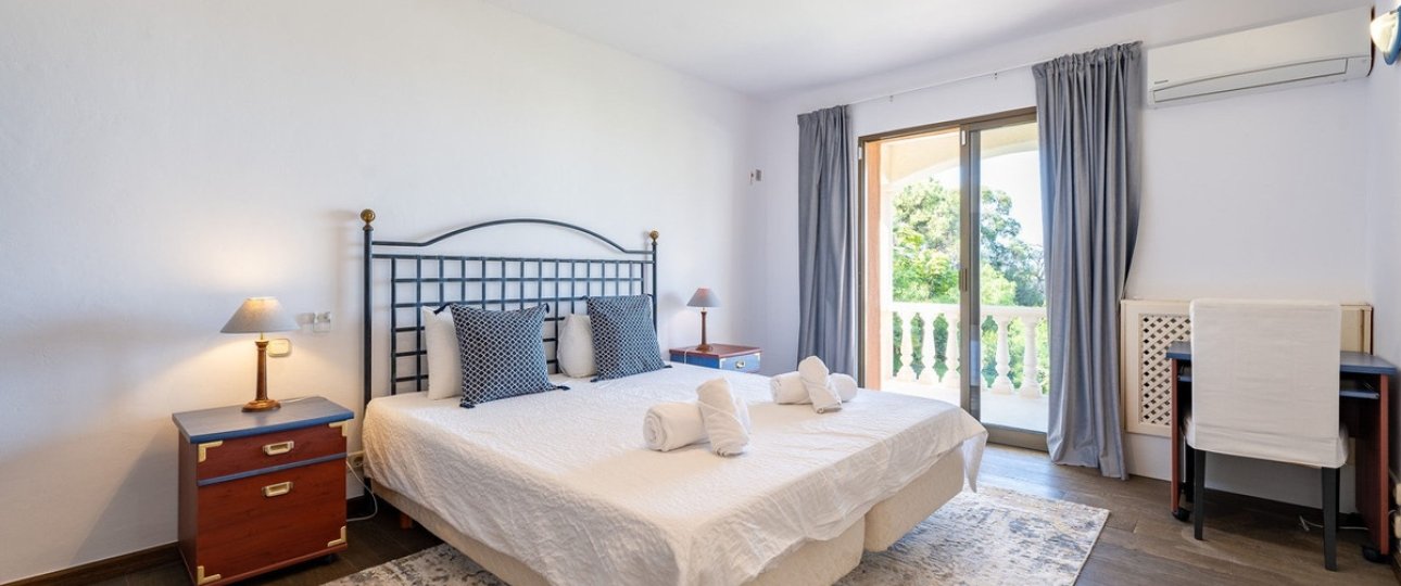 Wiederverkauf - Villa - Marbella - El Rosario