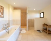 Wiederverkauf - Villa - Marbella - El Rosario