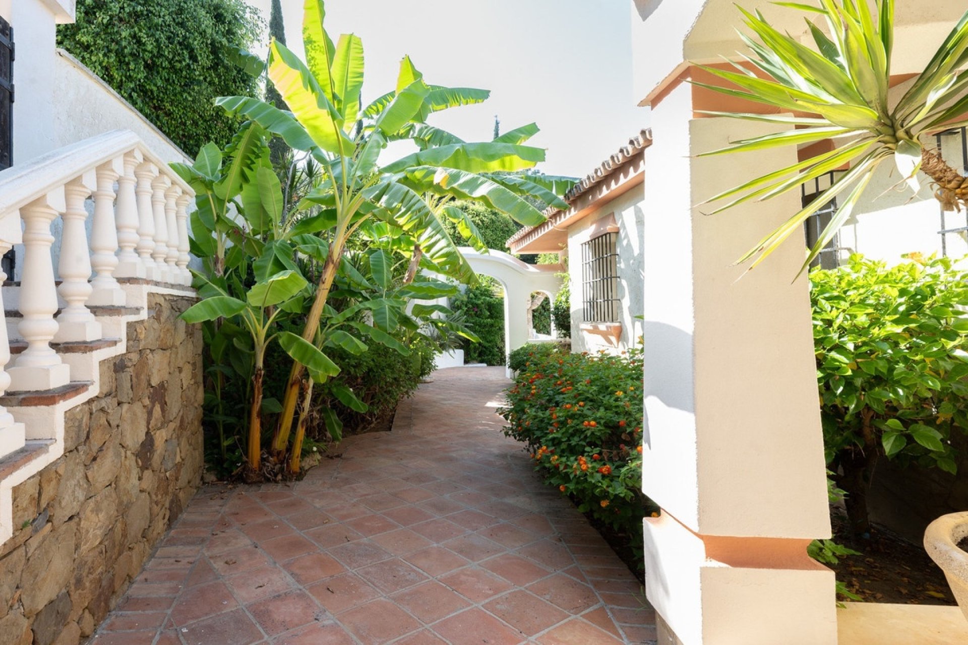 Wiederverkauf - Villa - Marbella - El Rosario