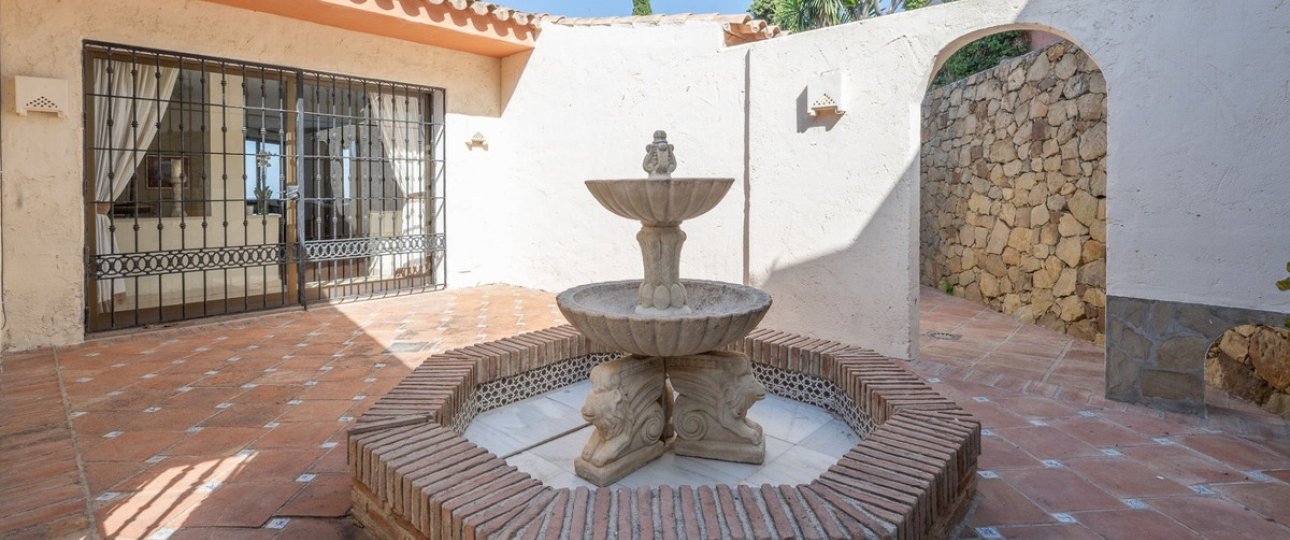 Wiederverkauf - Villa - Marbella - El Rosario