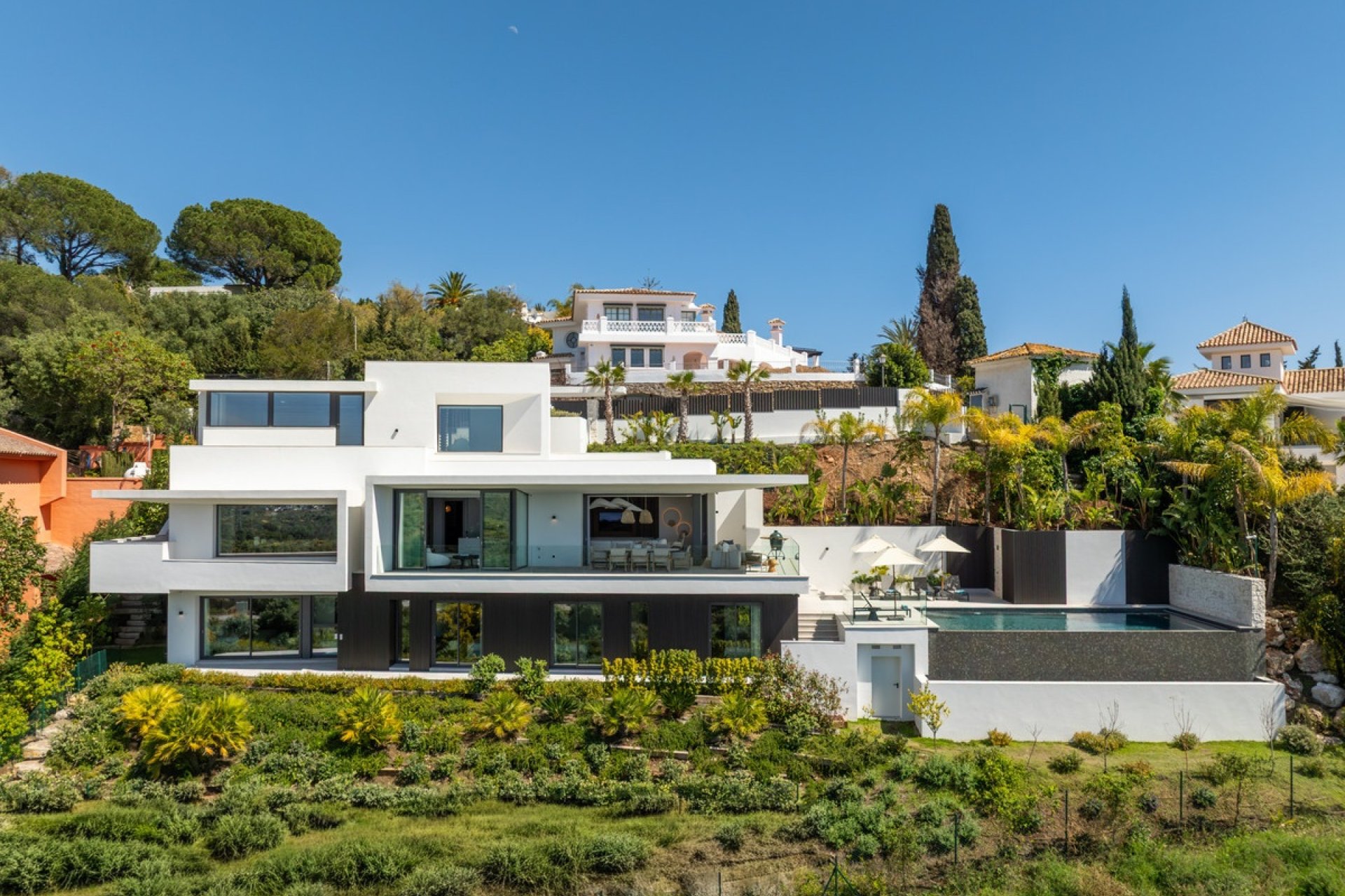 Wiederverkauf - Villa - Marbella - El Rosario