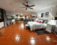 Wiederverkauf - Villa - Marbella - El Rosario