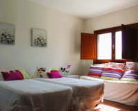 Wiederverkauf - Villa - Marbella - El Rosario