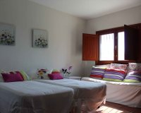 Wiederverkauf - Villa - Marbella - El Rosario
