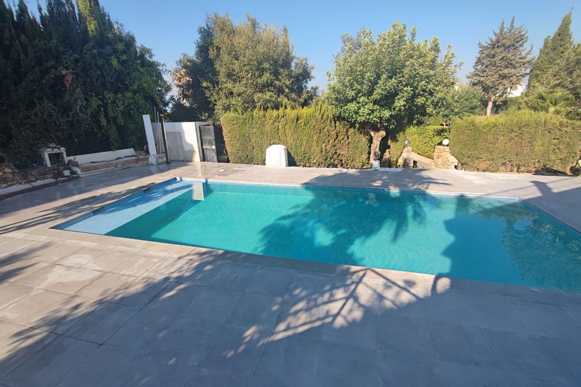 Wiederverkauf - Villa - Marbella - El Rosario