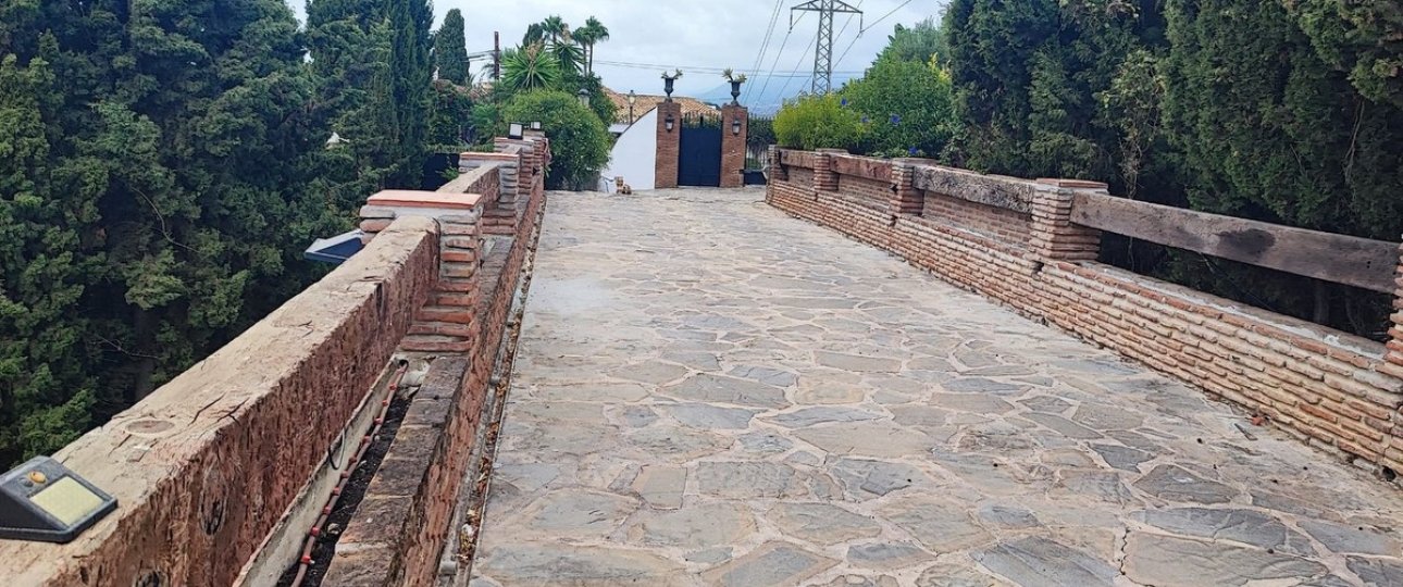 Wiederverkauf - Villa - Marbella - El Rosario