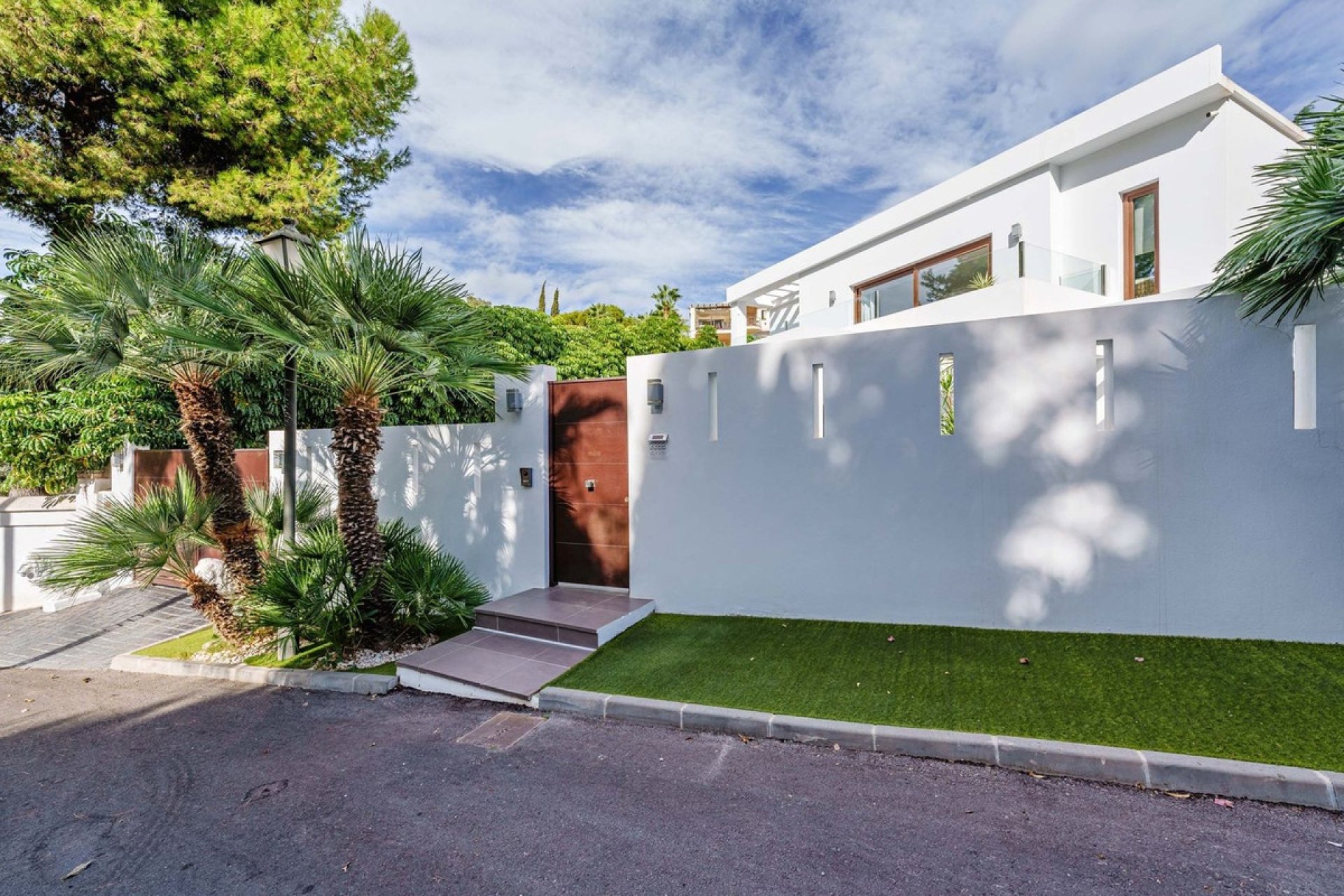 Wiederverkauf - Villa - Marbella - El Rosario