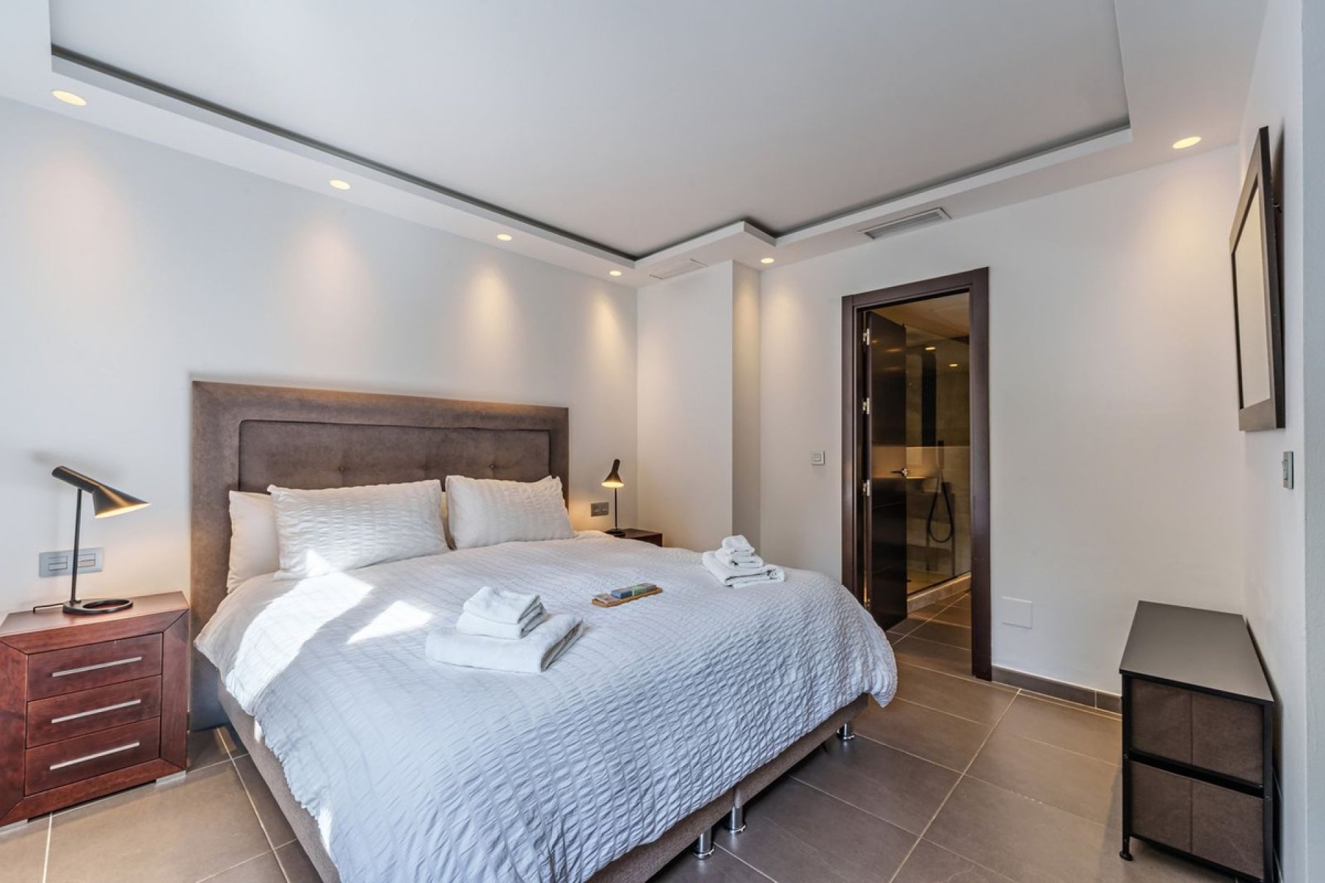 Wiederverkauf - Villa - Marbella - El Rosario