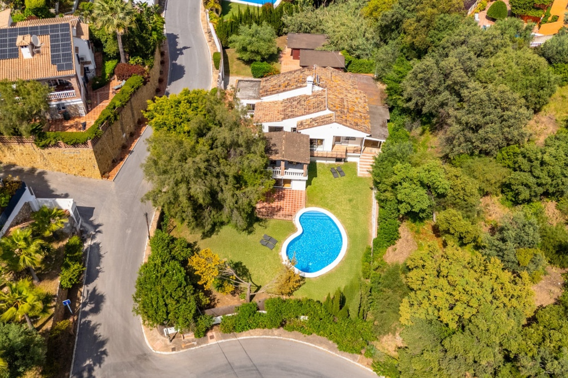 Wiederverkauf - Villa - Marbella - El Rosario
