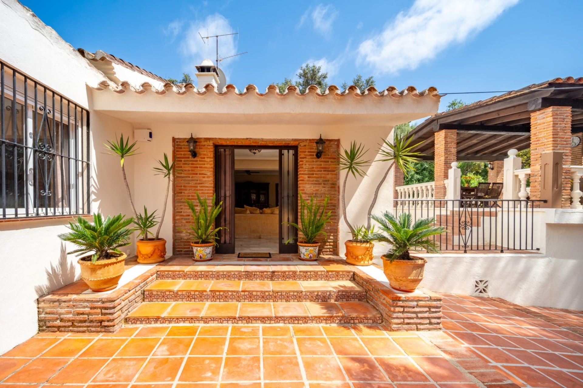 Wiederverkauf - Villa - Marbella - El Rosario