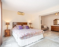Wiederverkauf - Villa - Marbella - El Rosario