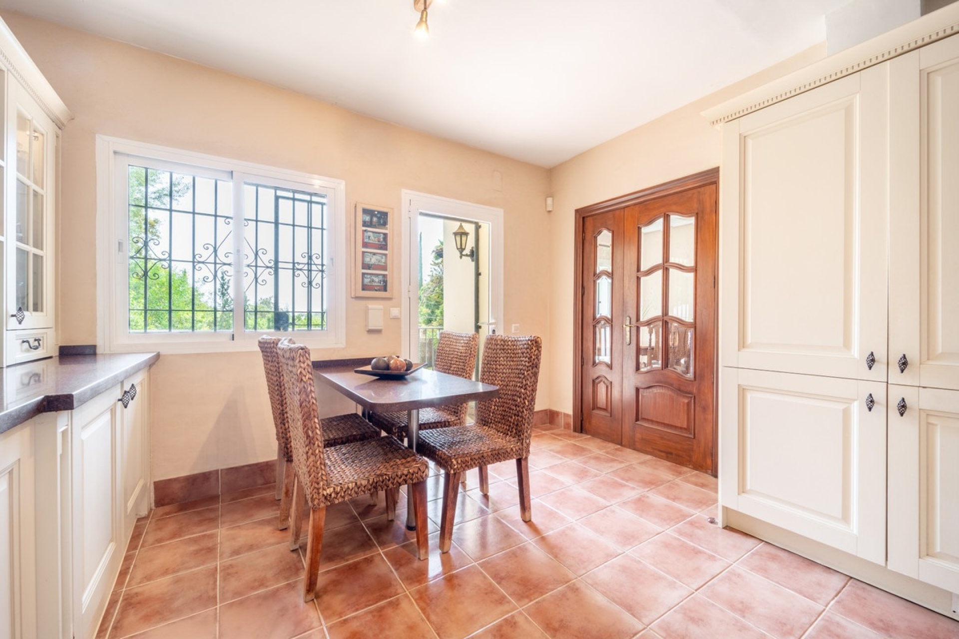 Wiederverkauf - Villa - Marbella - El Rosario