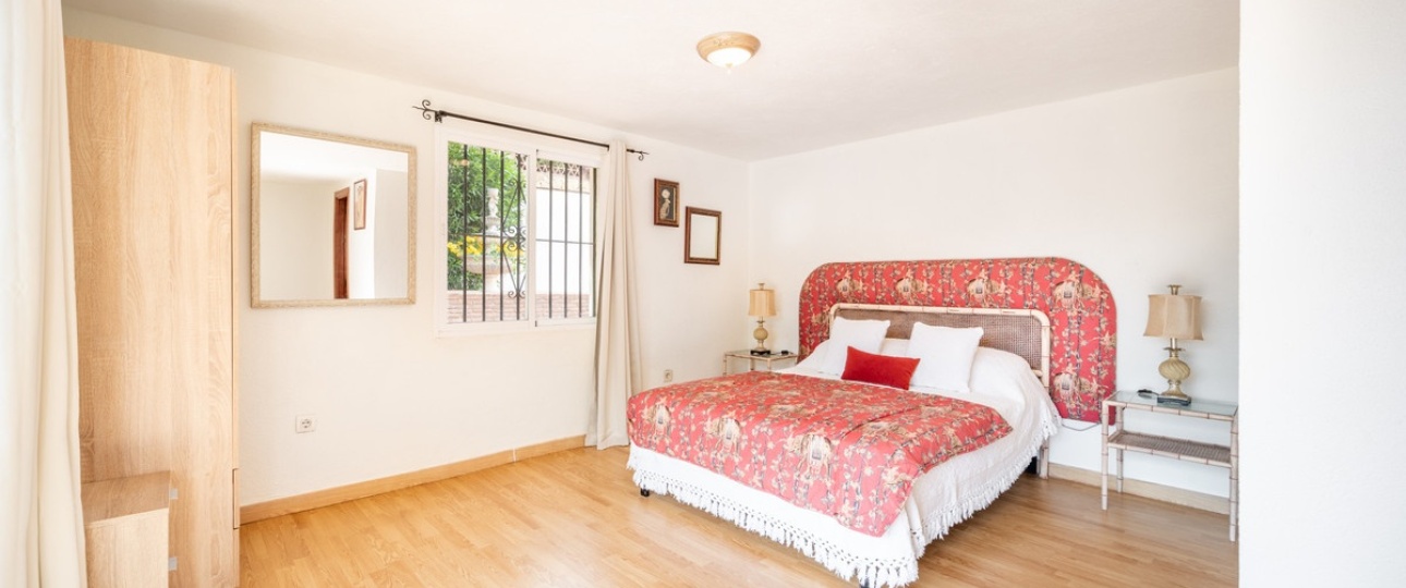 Wiederverkauf - Villa - Marbella - El Rosario