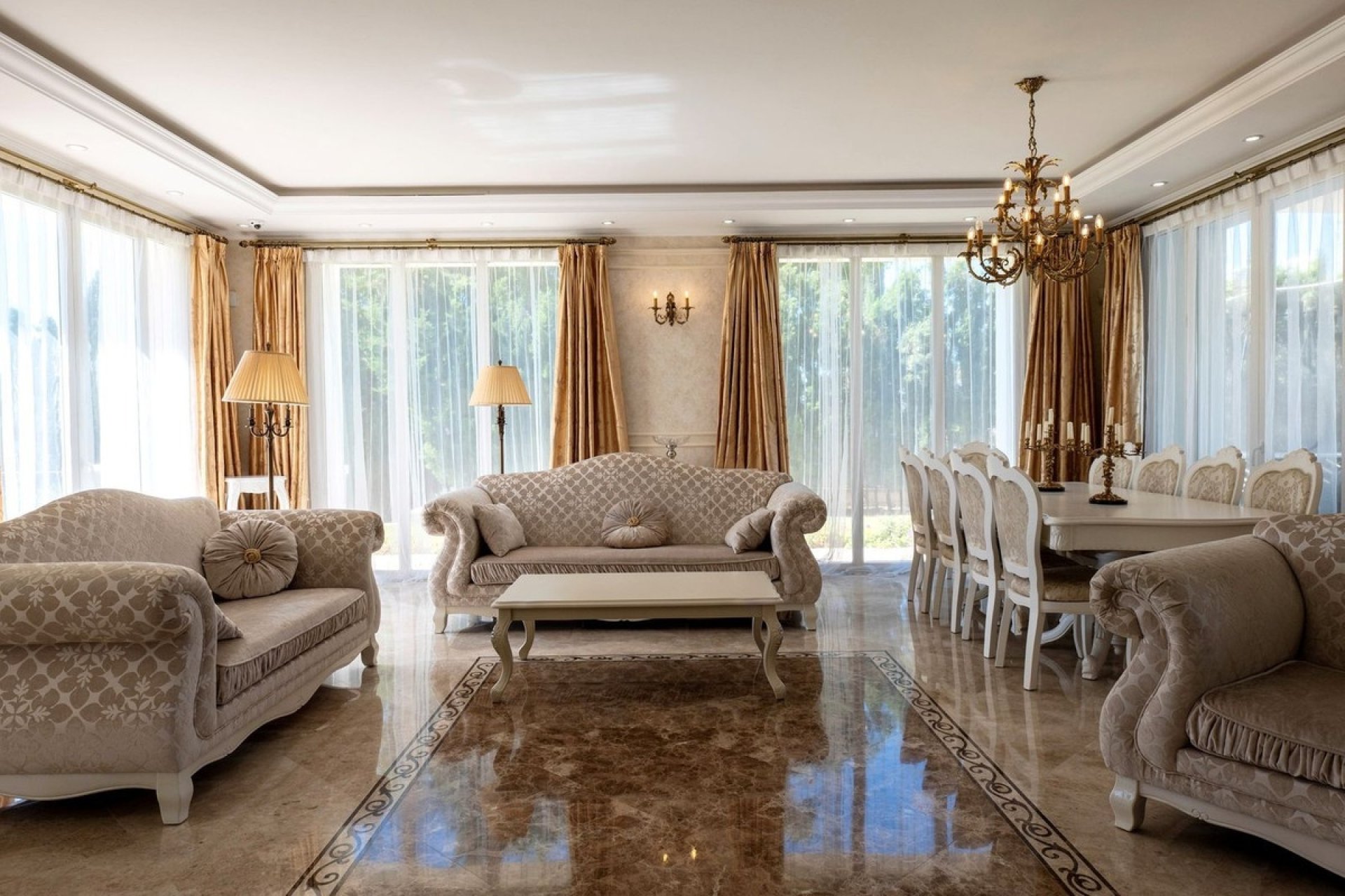 Wiederverkauf - Villa - Marbella - El Rosario