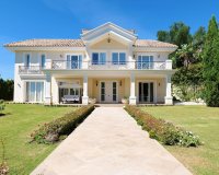 Wiederverkauf - Villa - Marbella - El Rosario