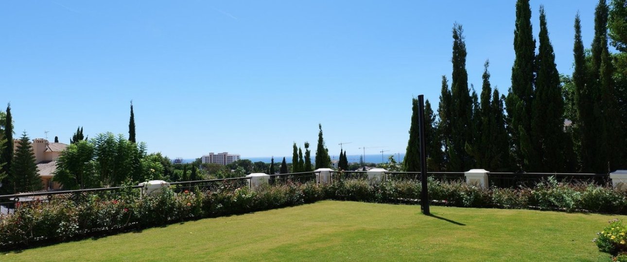Wiederverkauf - Villa - Marbella - El Rosario