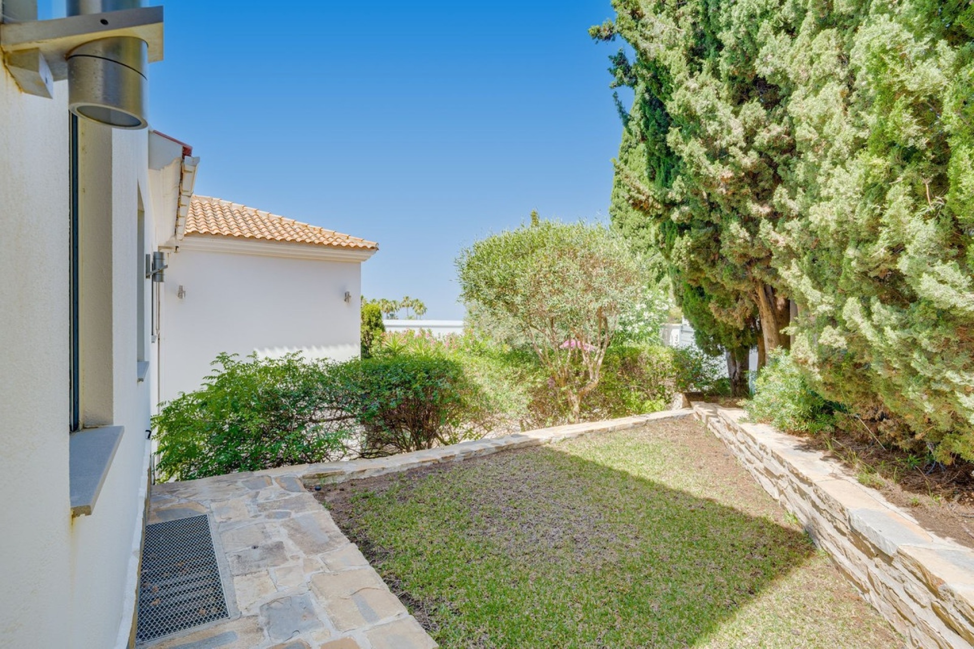 Wiederverkauf - Villa - Marbella - El Rosario