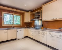 Wiederverkauf - Villa - Marbella - El Rosario