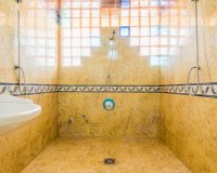 Wiederverkauf - Villa - Marbella - El Rosario