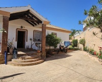 Wiederverkauf - Villa - Marbella - El Rosario