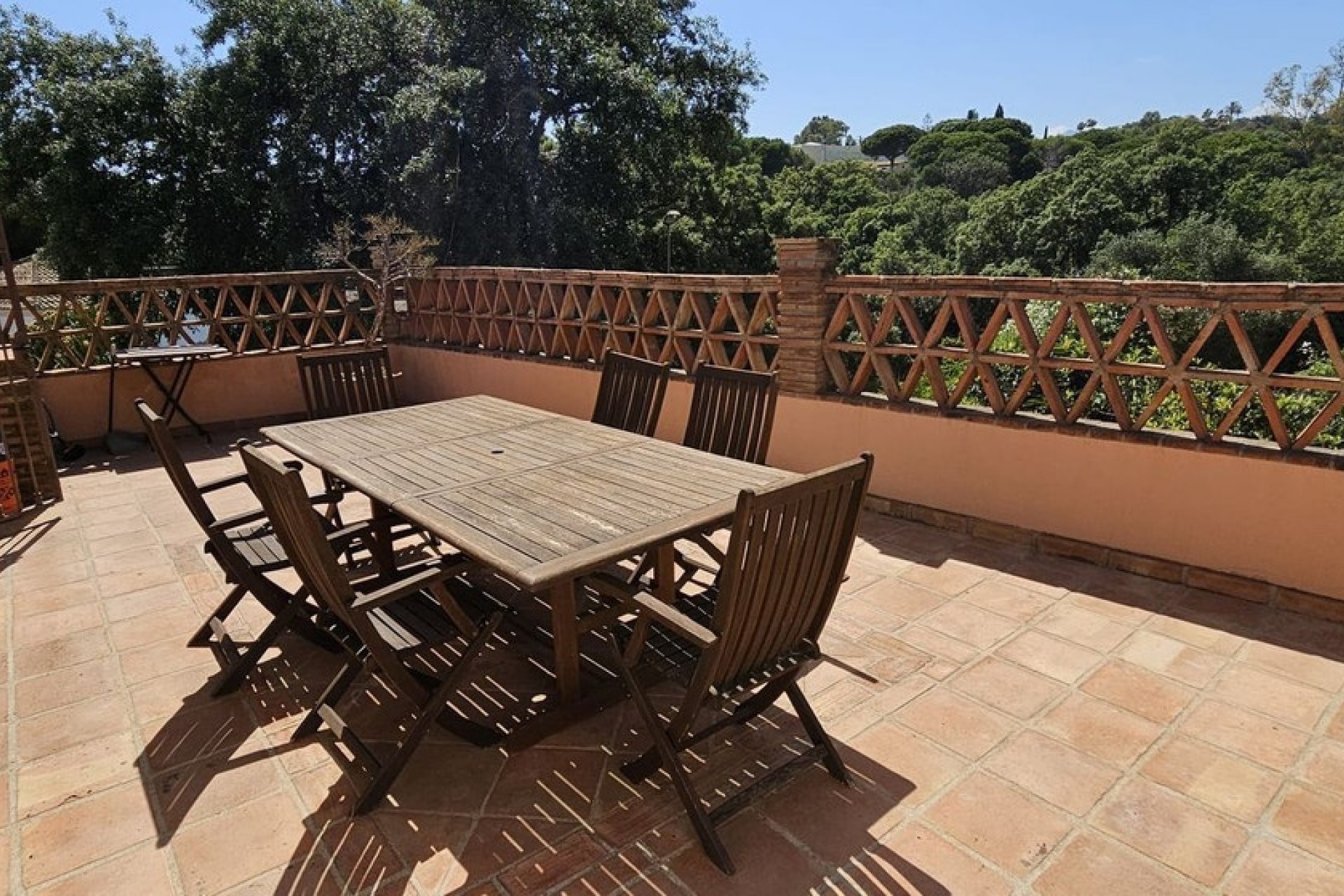 Wiederverkauf - Villa - Marbella - El Rosario