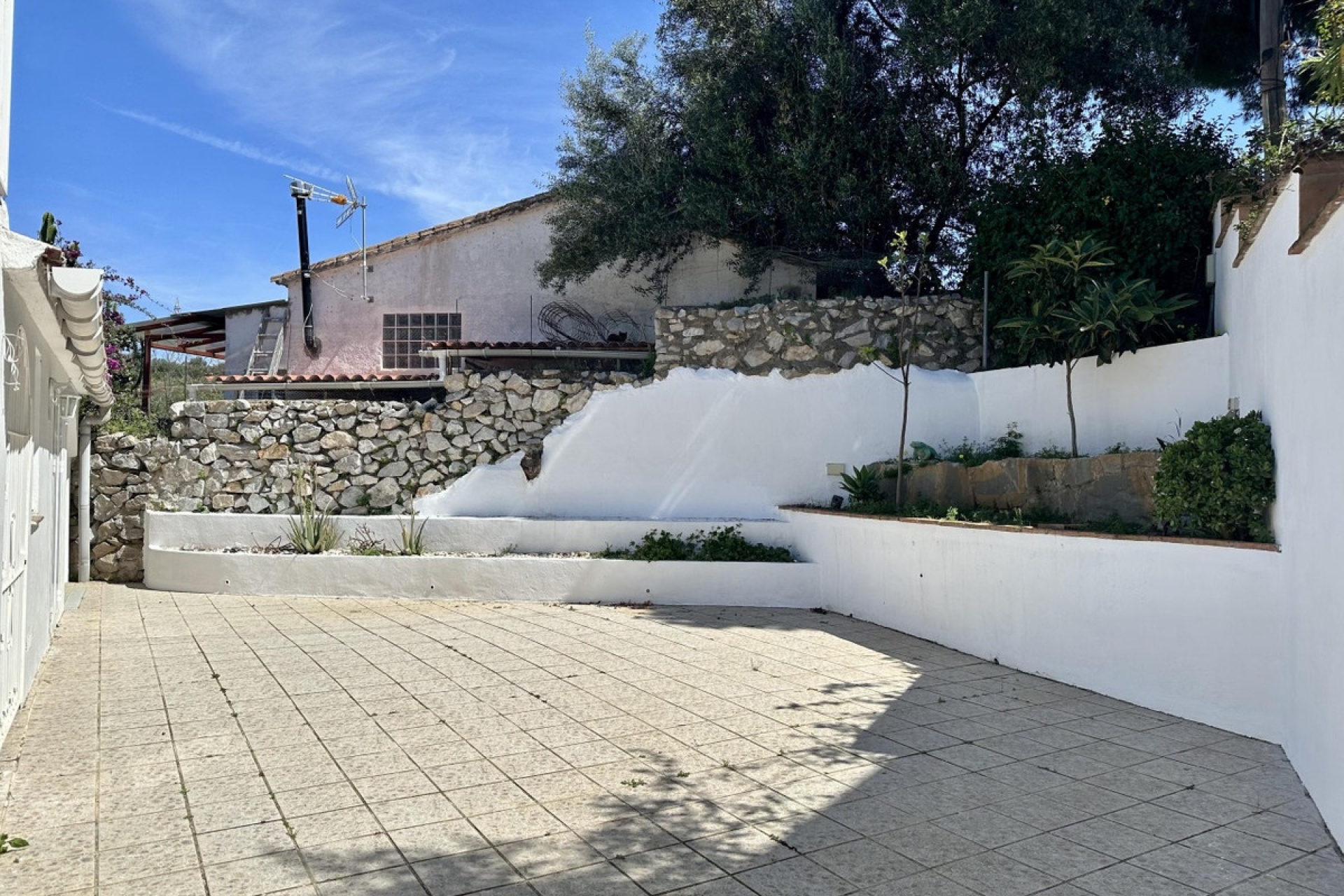 Wiederverkauf - Villa - Marbella - El Rosario