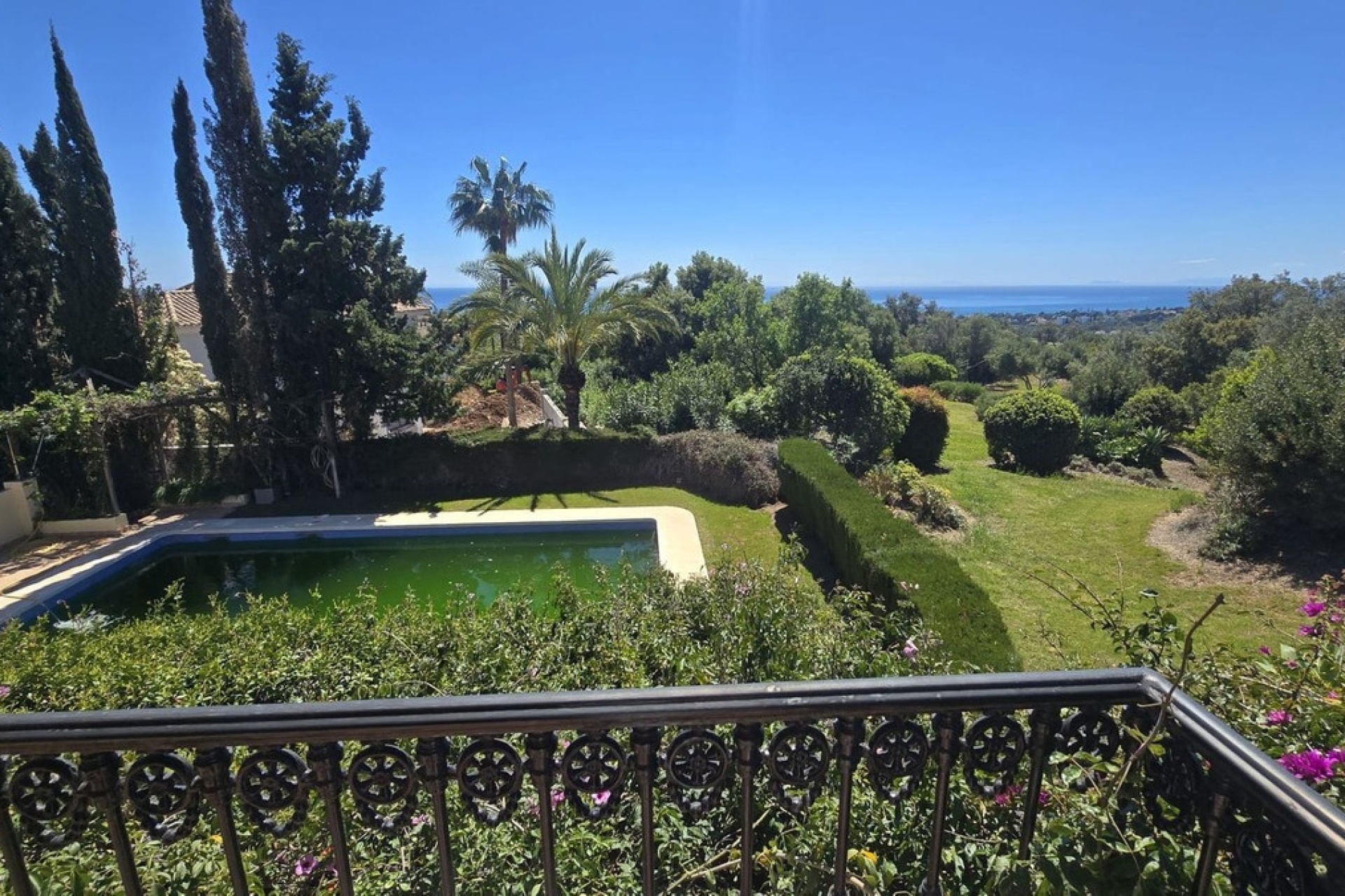 Wiederverkauf - Villa - Marbella - El Rosario
