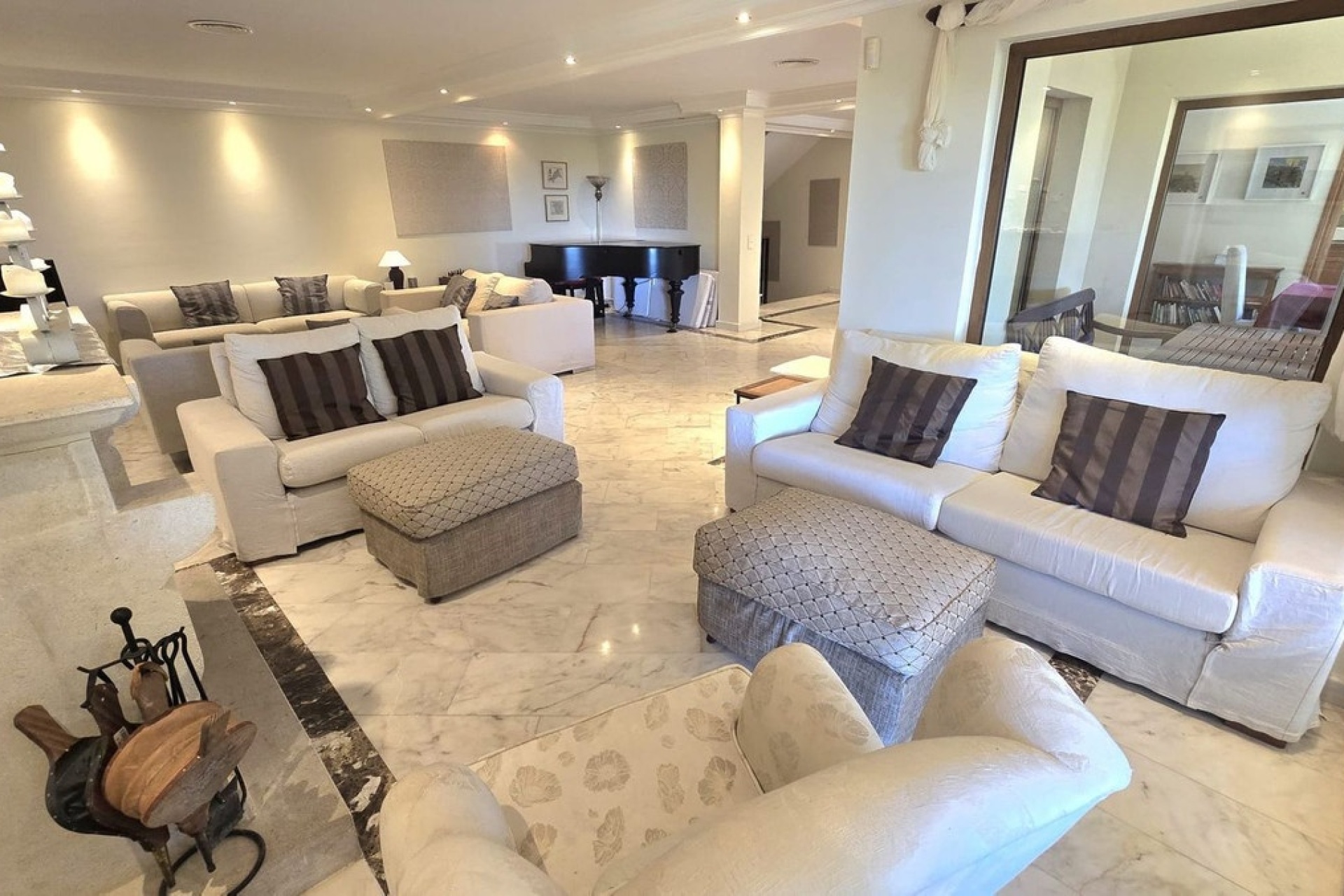 Wiederverkauf - Villa - Marbella - El Rosario