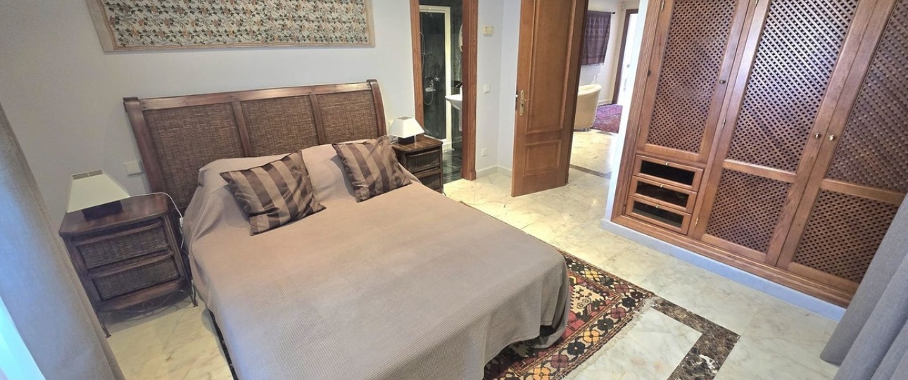 Wiederverkauf - Villa - Marbella - El Rosario