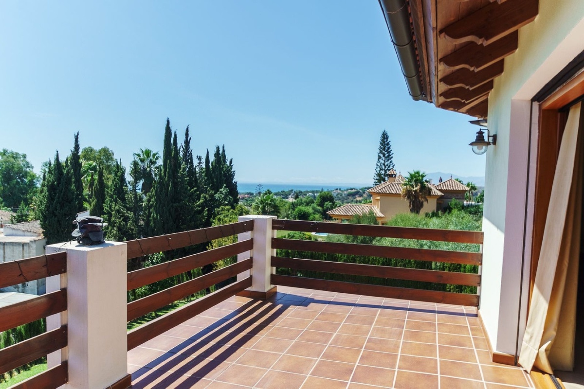 Wiederverkauf - Villa - Marbella - El Rosario