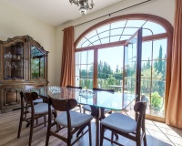 Wiederverkauf - Villa - Marbella - El Rosario