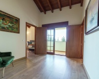 Wiederverkauf - Villa - Marbella - El Rosario