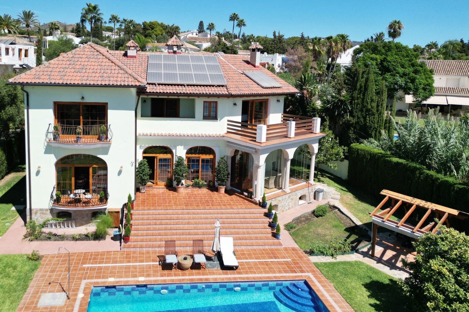 Wiederverkauf - Villa - Marbella - El Rosario
