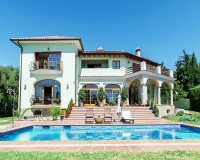 Wiederverkauf - Villa - Marbella - El Rosario