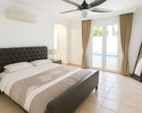 Wiederverkauf - Villa - Marbella - El Rosario