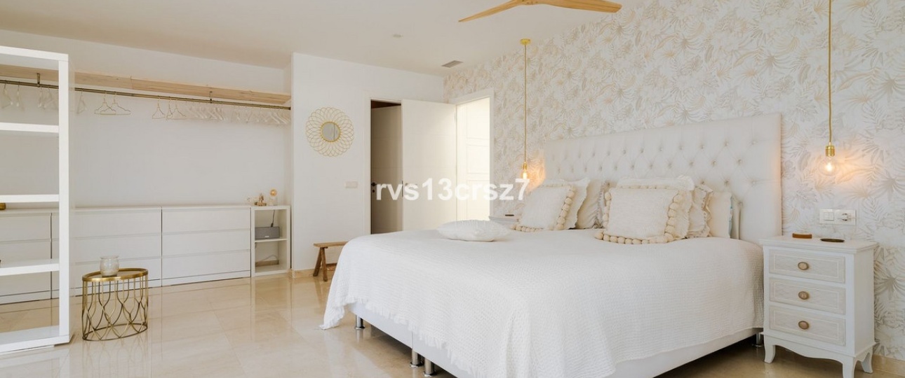 Wiederverkauf - Villa - Marbella - El Rosario