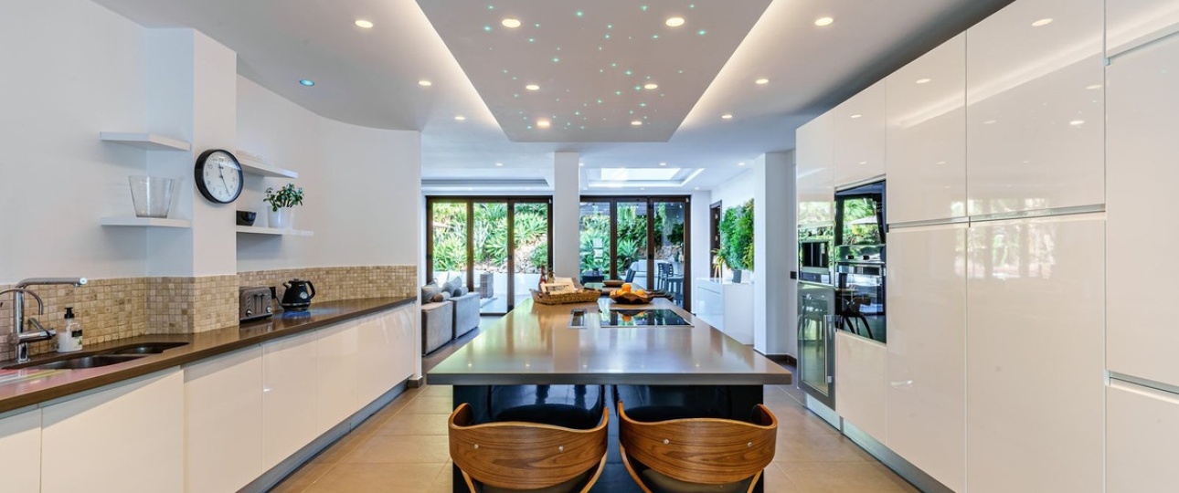 Wiederverkauf - Villa - Marbella - El Rosario