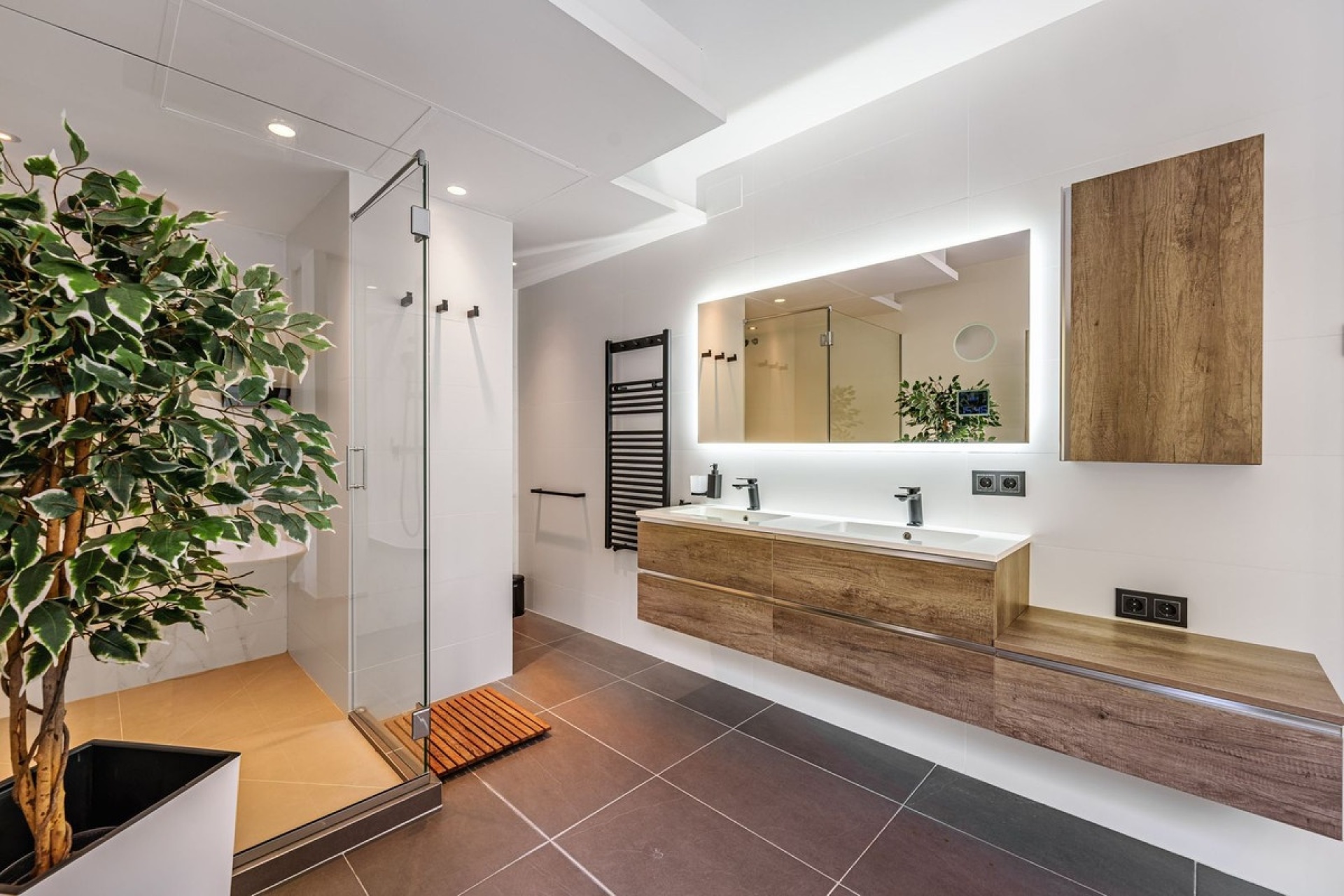 Wiederverkauf - Villa - Marbella - El Rosario