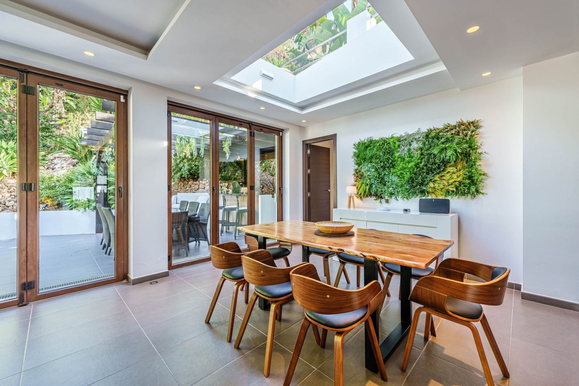 Wiederverkauf - Villa - Marbella - El Rosario