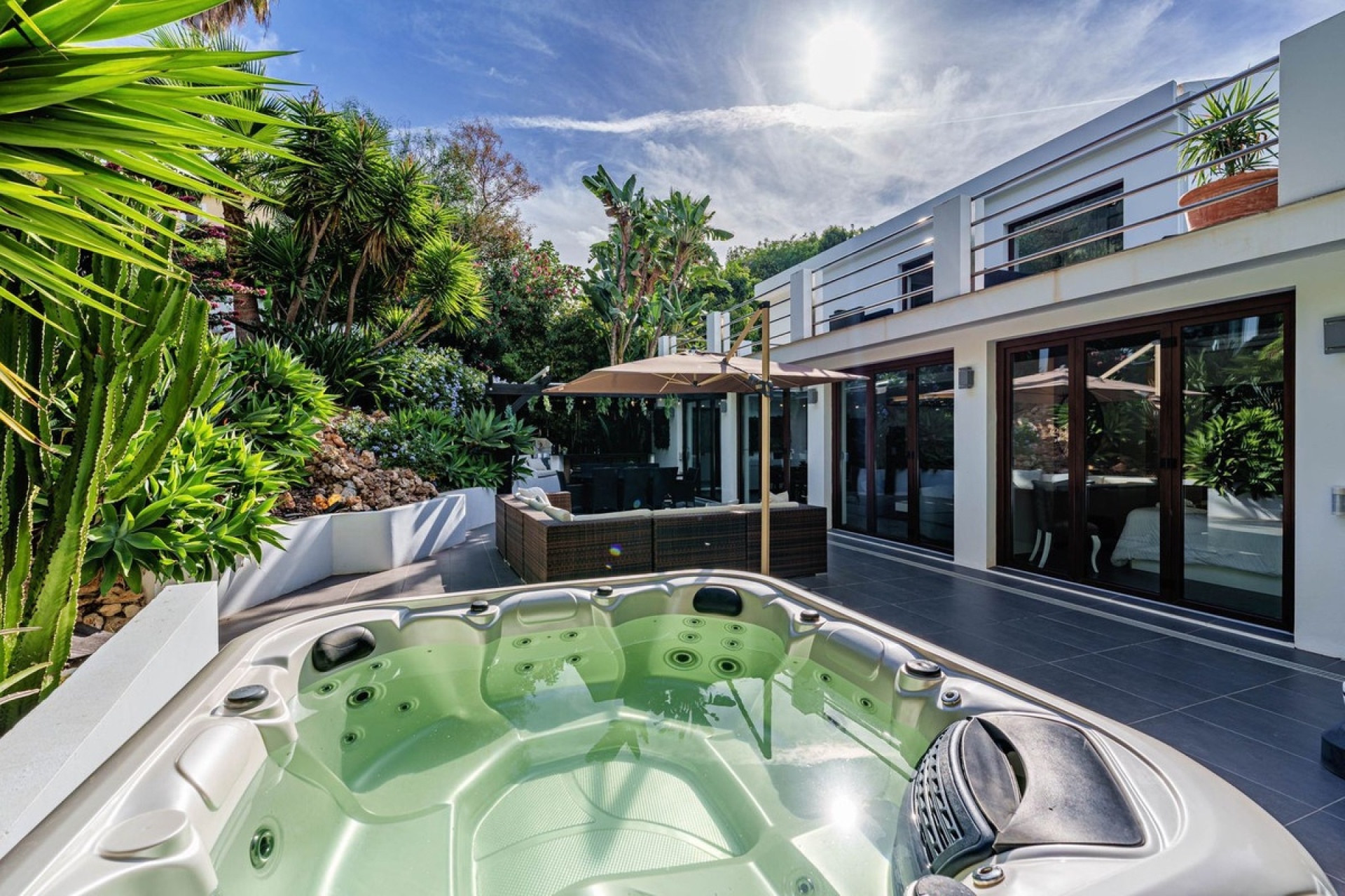Wiederverkauf - Villa - Marbella - El Rosario