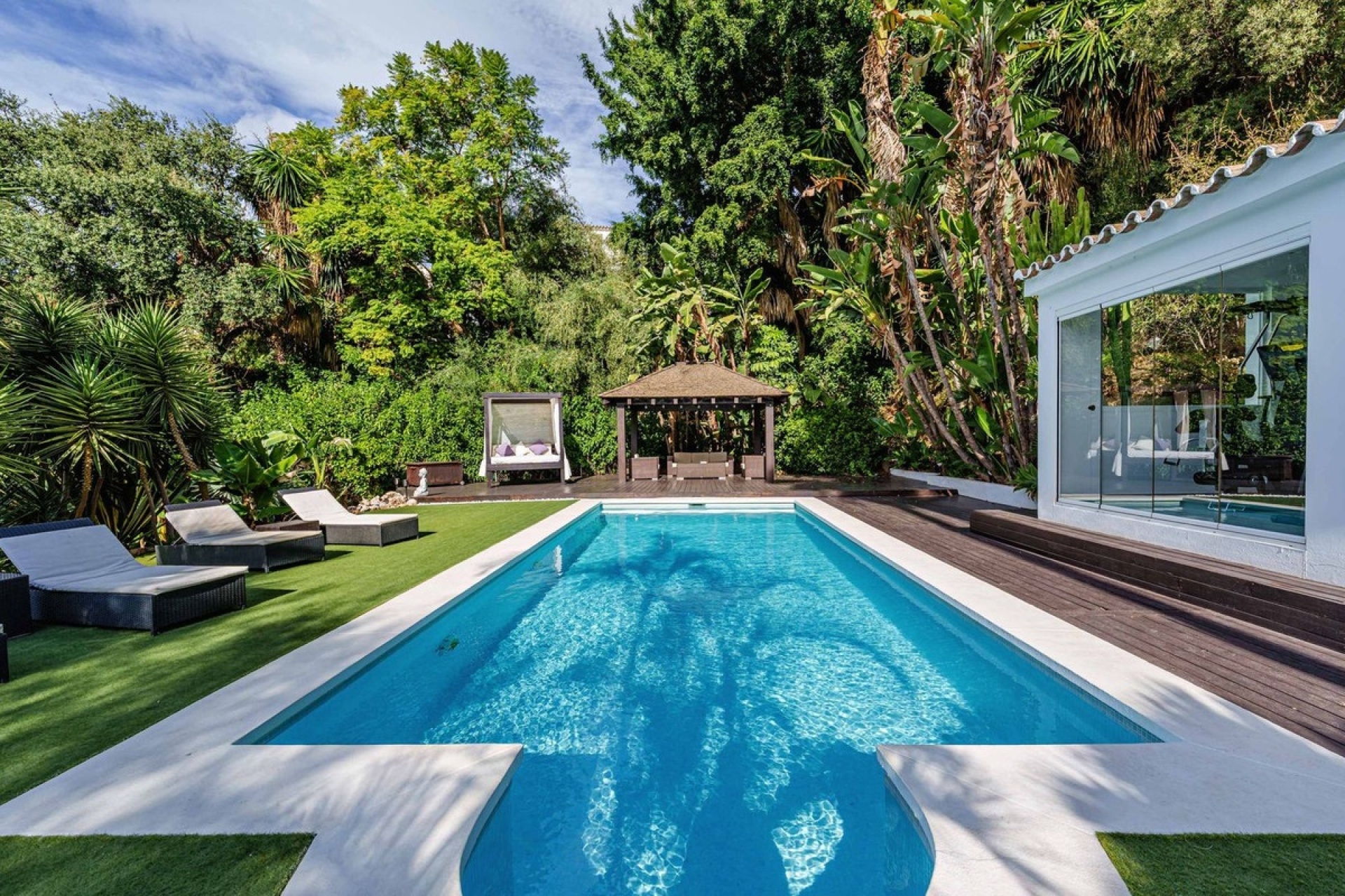 Wiederverkauf - Villa - Marbella - El Rosario