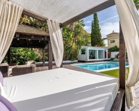 Wiederverkauf - Villa - Marbella - El Rosario