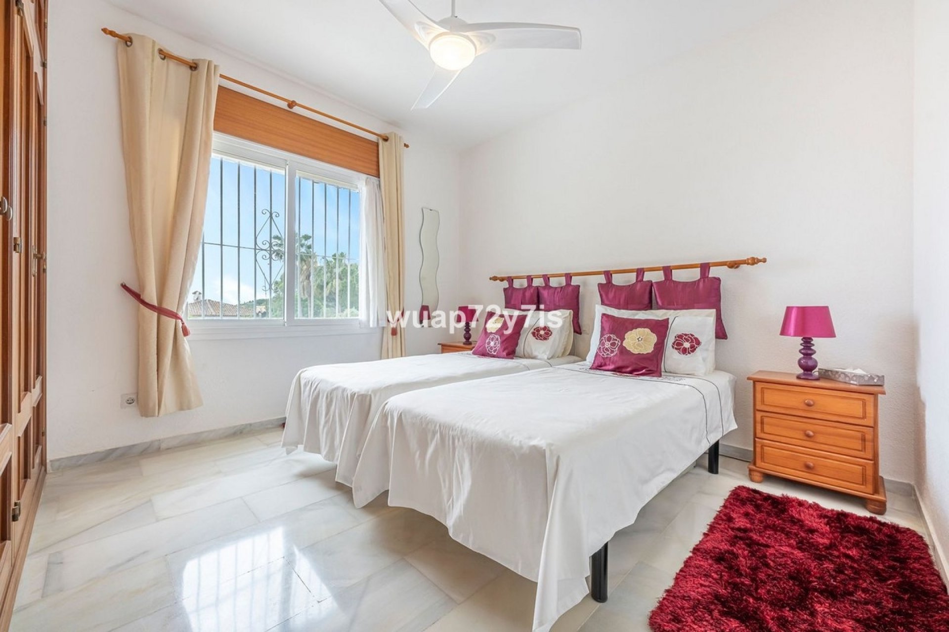 Wiederverkauf - Villa - Marbella - El Rosario
