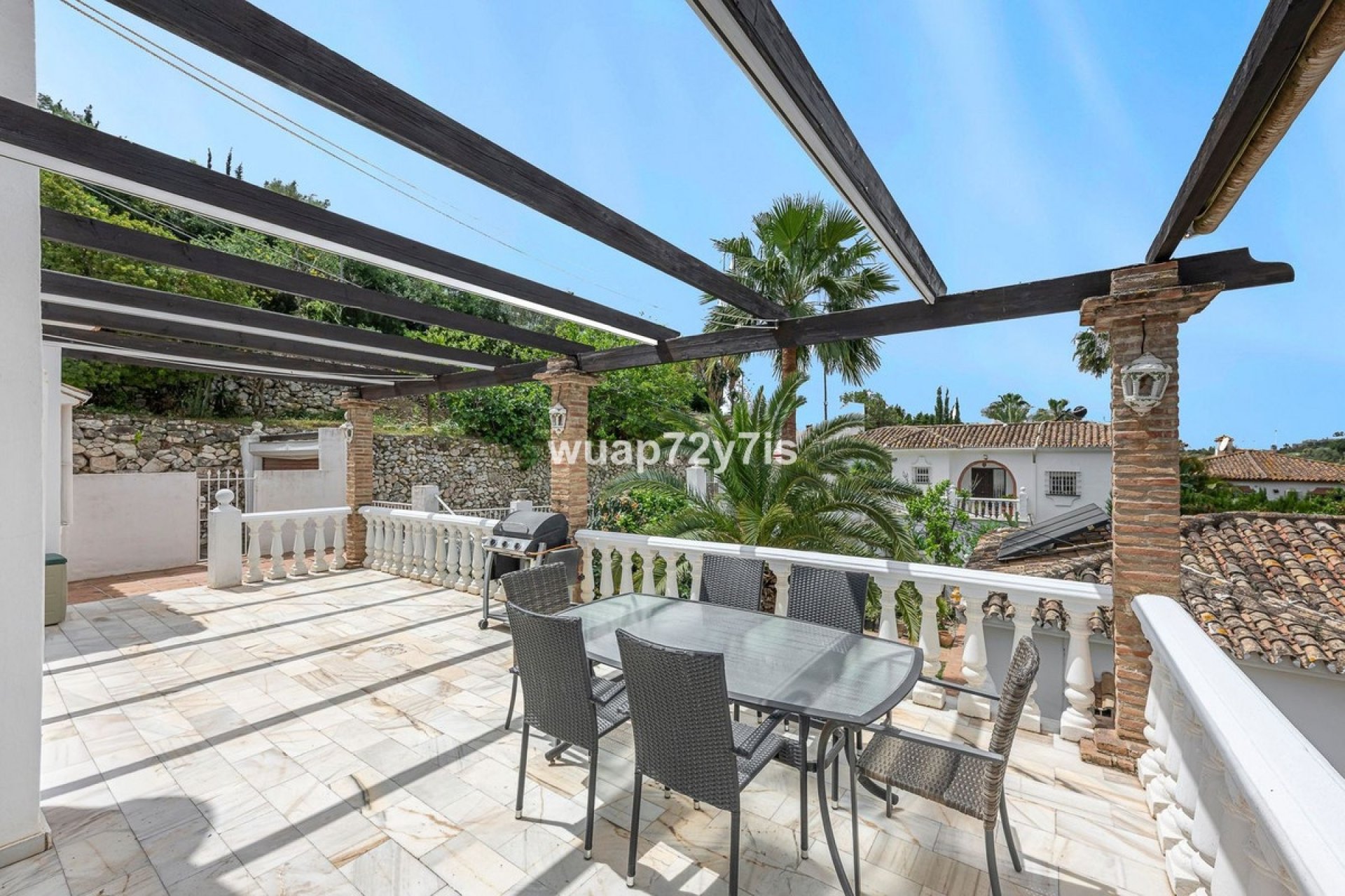 Wiederverkauf - Villa - Marbella - El Rosario