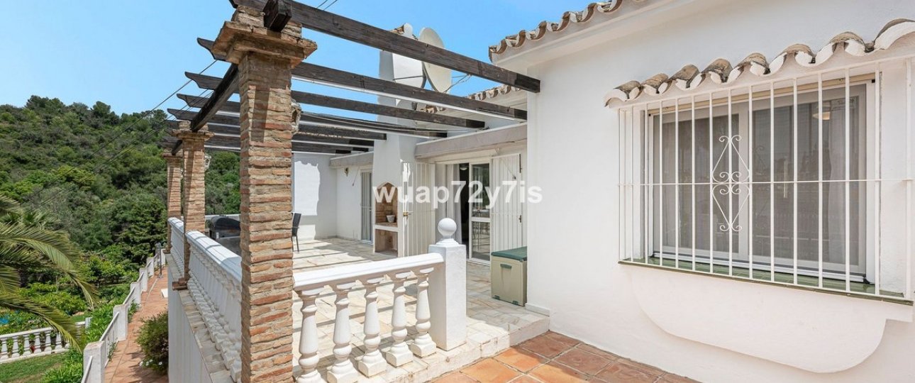 Wiederverkauf - Villa - Marbella - El Rosario